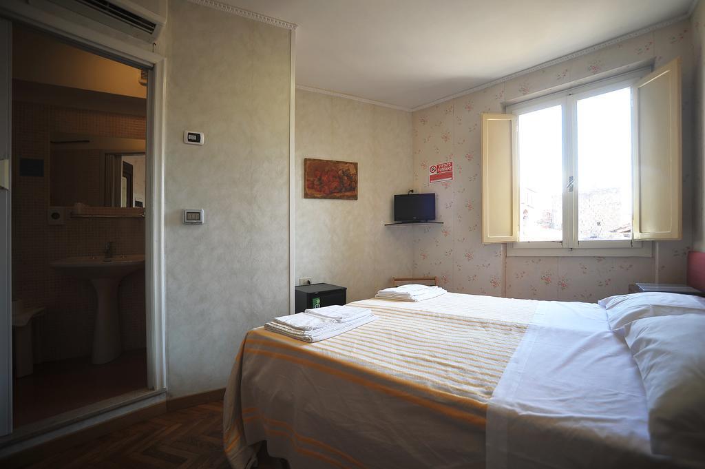 Albergo Fiorentino Sansepolcro Buitenkant foto
